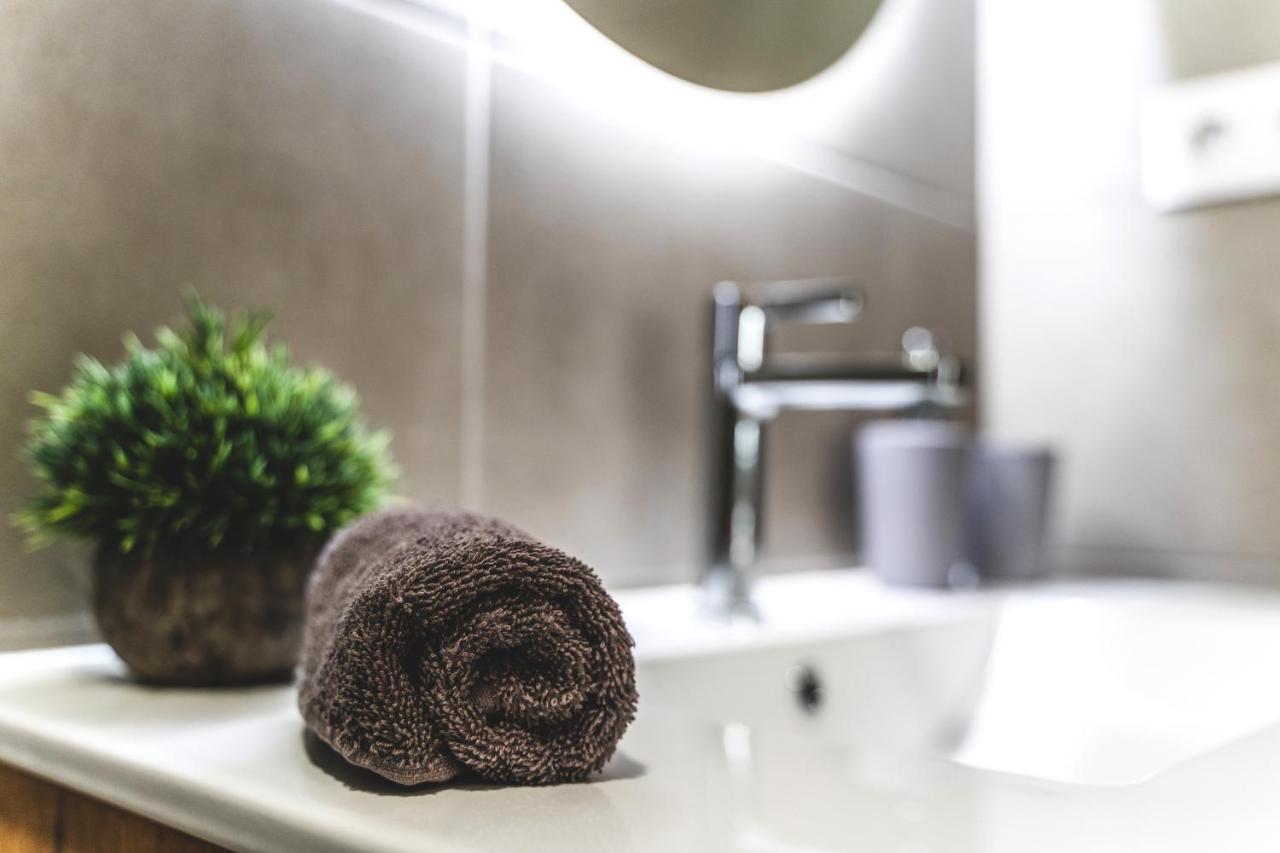 Soler Apartments Сант Адриа де Бесос Екстериор снимка