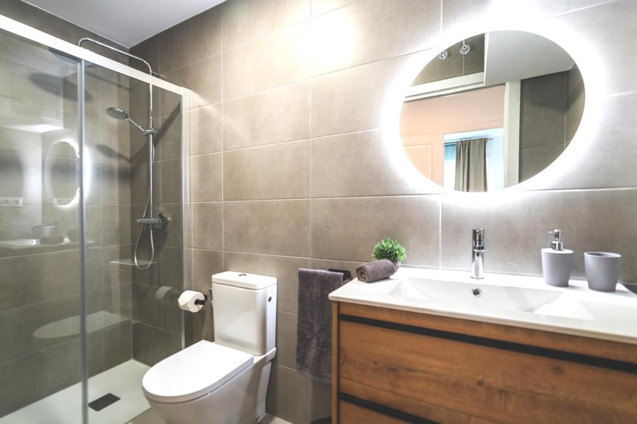 Soler Apartments Сант Адриа де Бесос Екстериор снимка