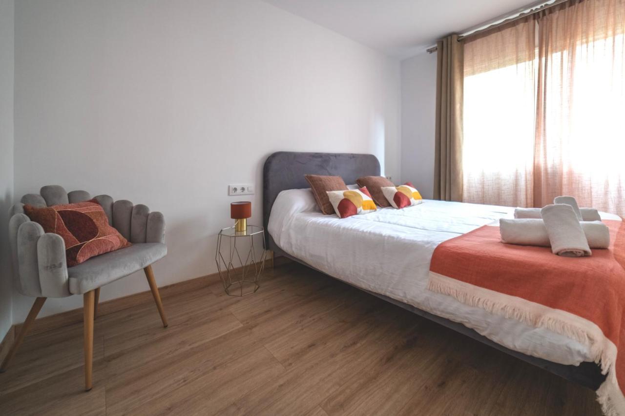 Soler Apartments Сант Адриа де Бесос Екстериор снимка