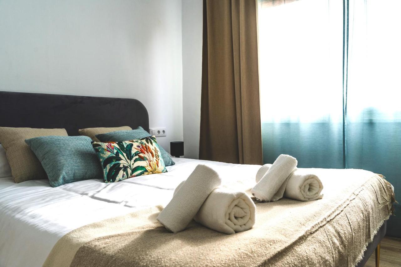 Soler Apartments Сант Адриа де Бесос Екстериор снимка