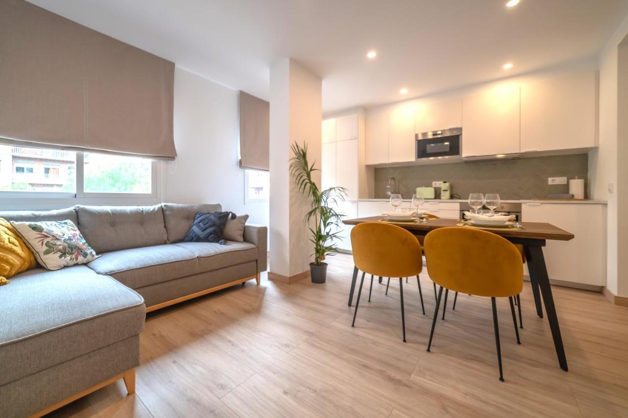 Soler Apartments Сант Адриа де Бесос Екстериор снимка