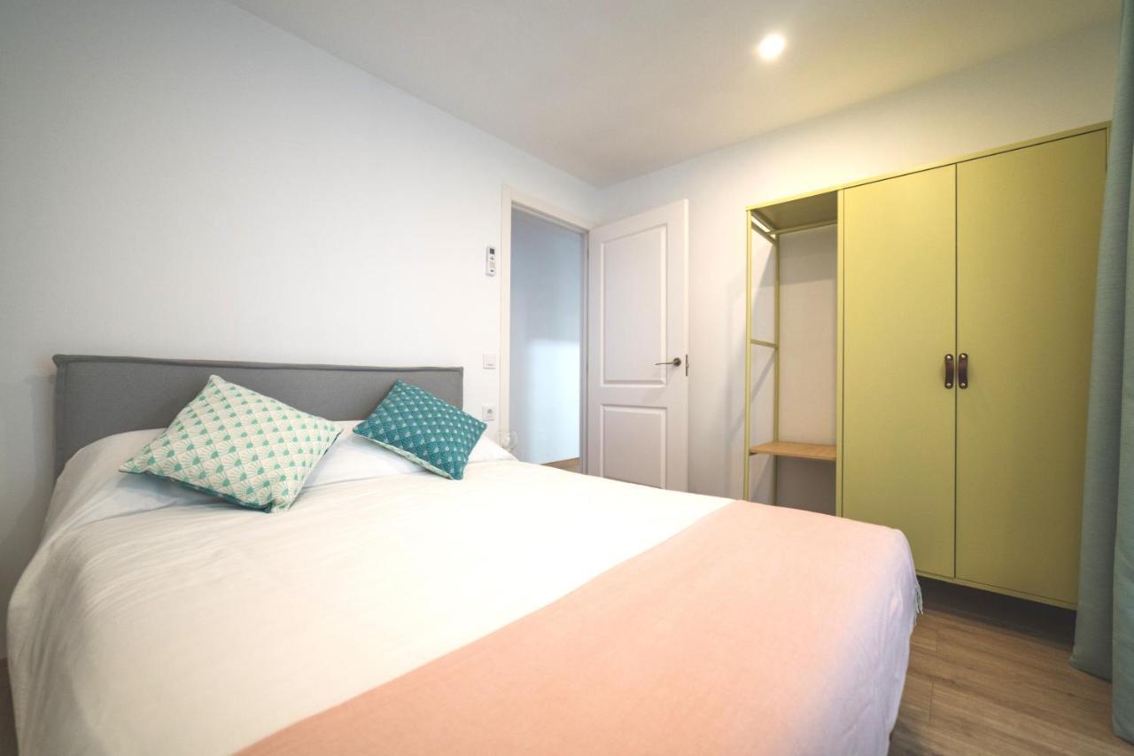 Soler Apartments Сант Адриа де Бесос Екстериор снимка