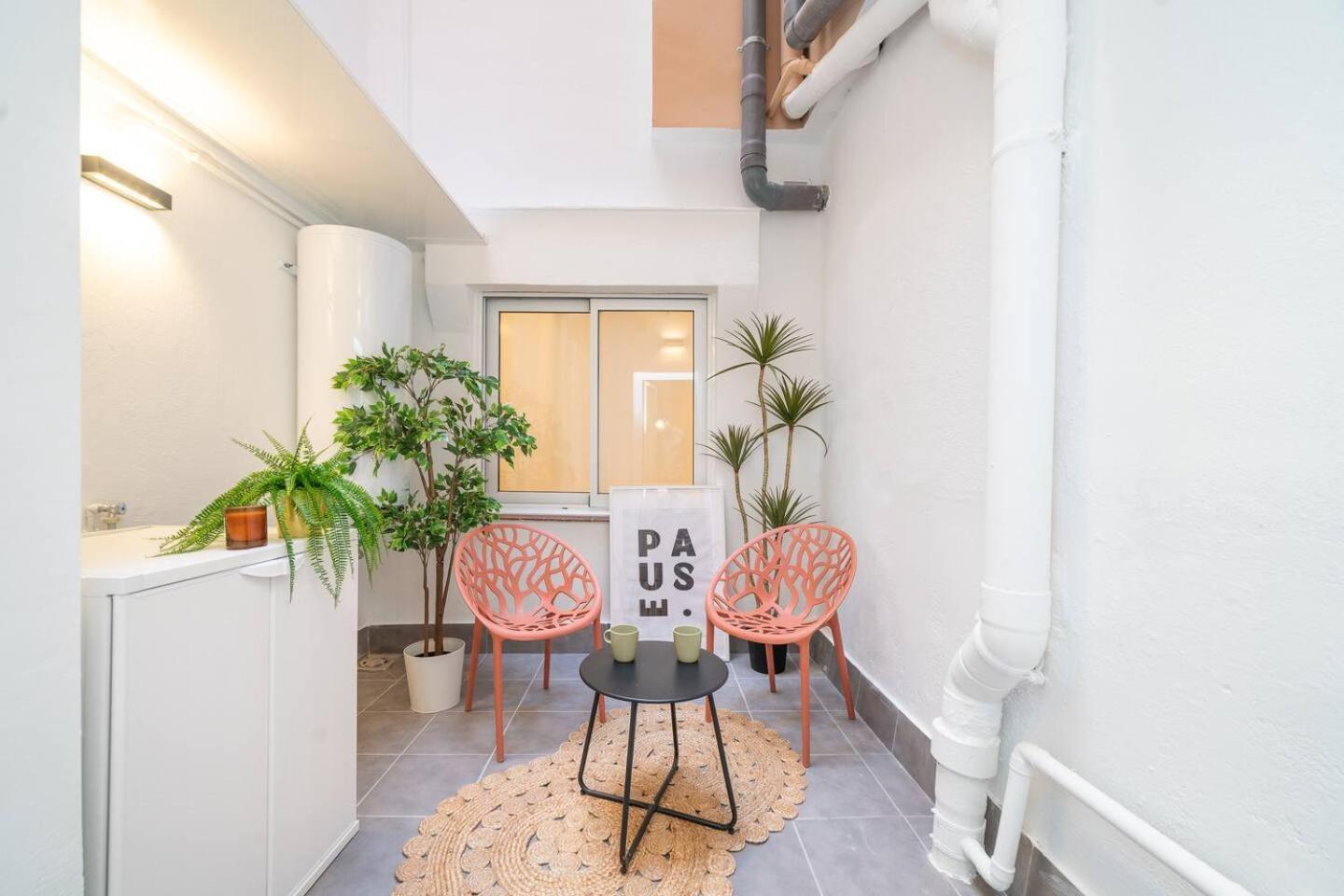 Soler Apartments Сант Адриа де Бесос Екстериор снимка
