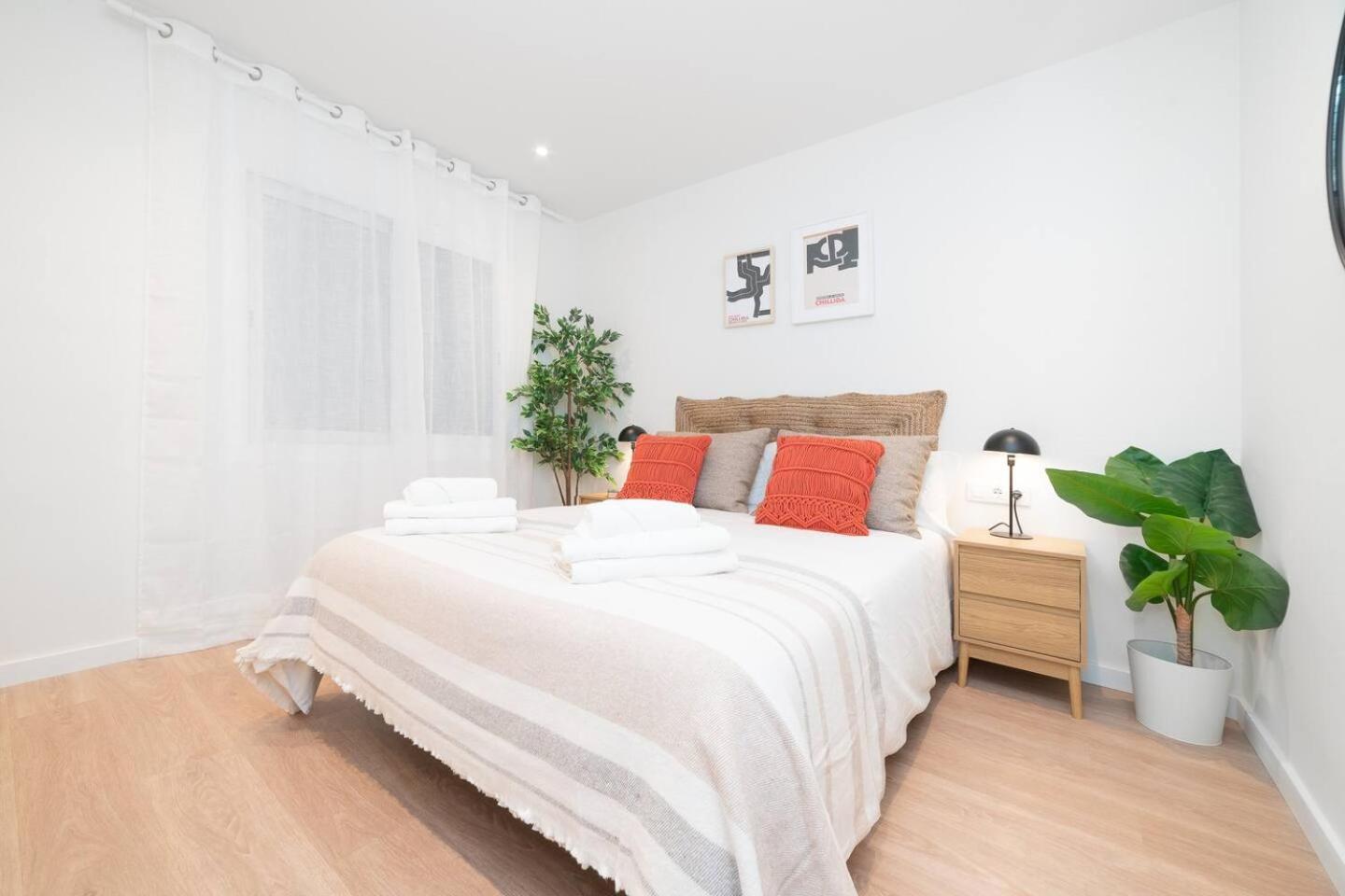 Soler Apartments Сант Адриа де Бесос Екстериор снимка