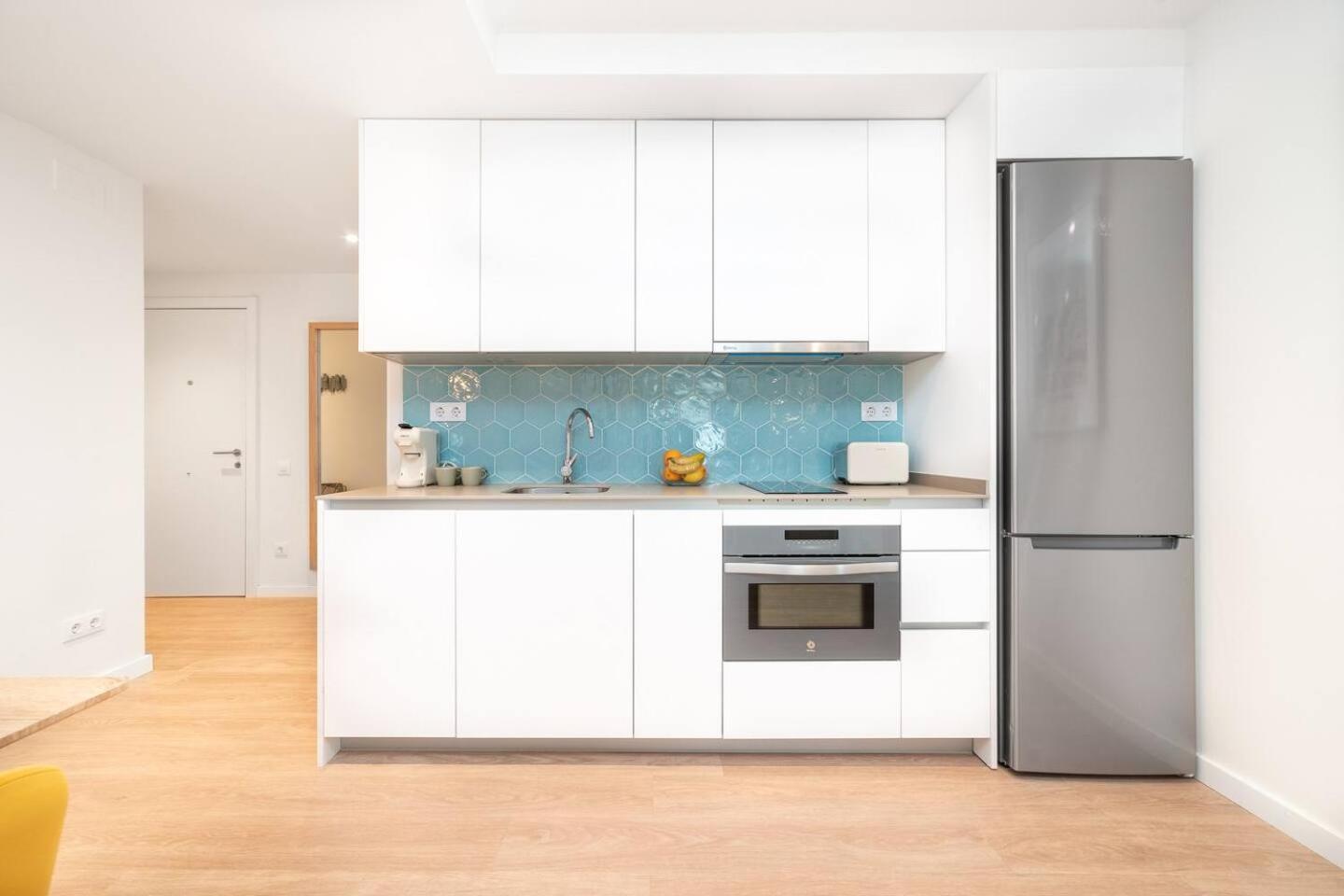 Soler Apartments Сант Адриа де Бесос Екстериор снимка