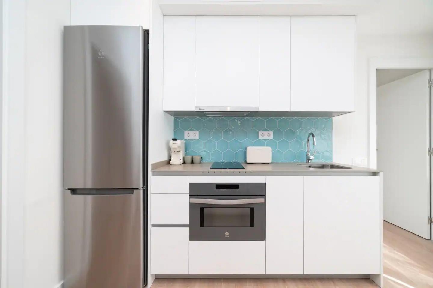Soler Apartments Сант Адриа де Бесос Екстериор снимка